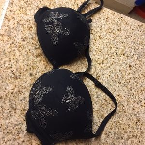 Intimidating/Victoria Secret 36B butterfly bra